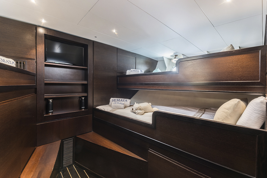 Triple Cabin